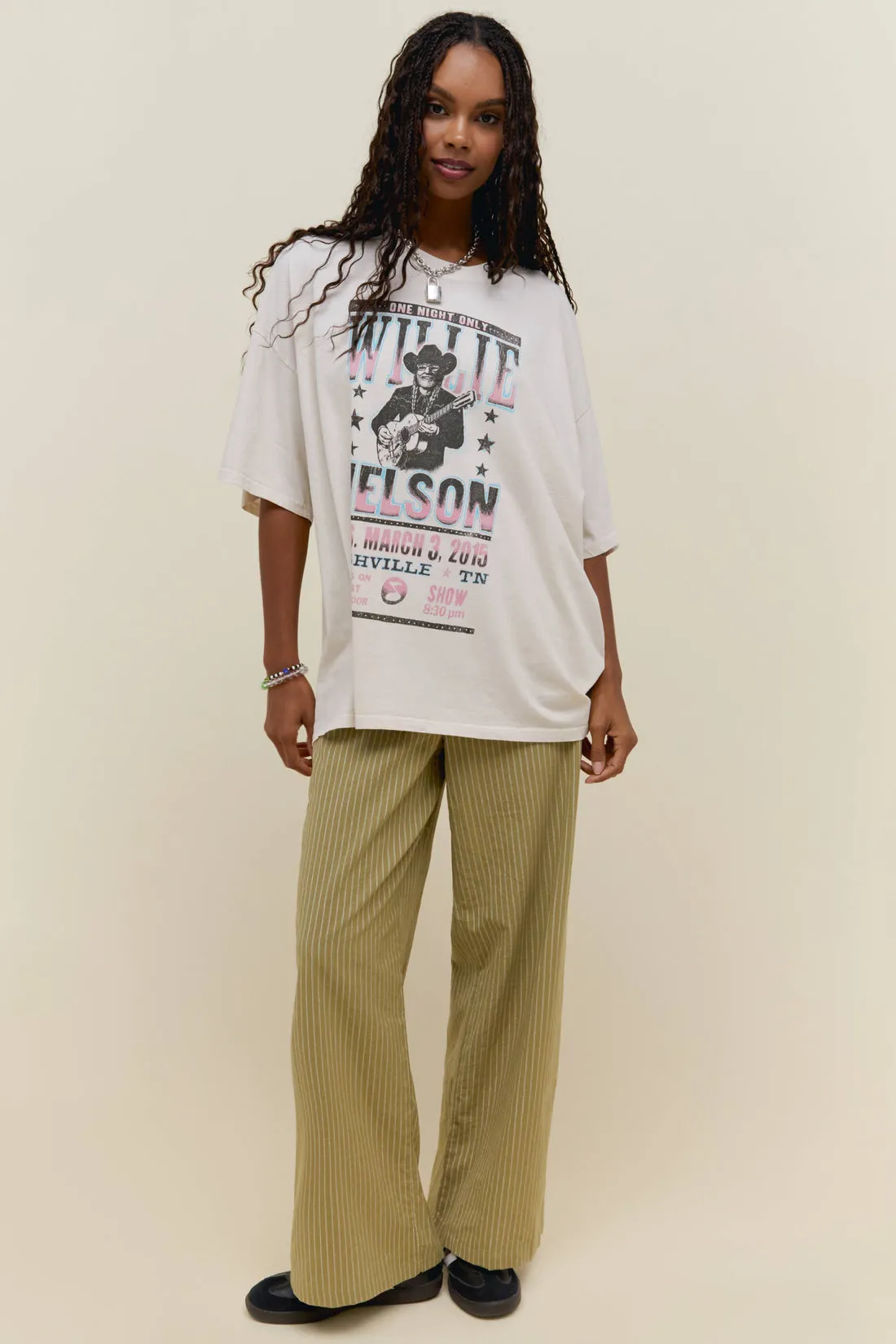 Daydreamer LA Willie Nelson One Night Only Oversized Tee in Dirty White