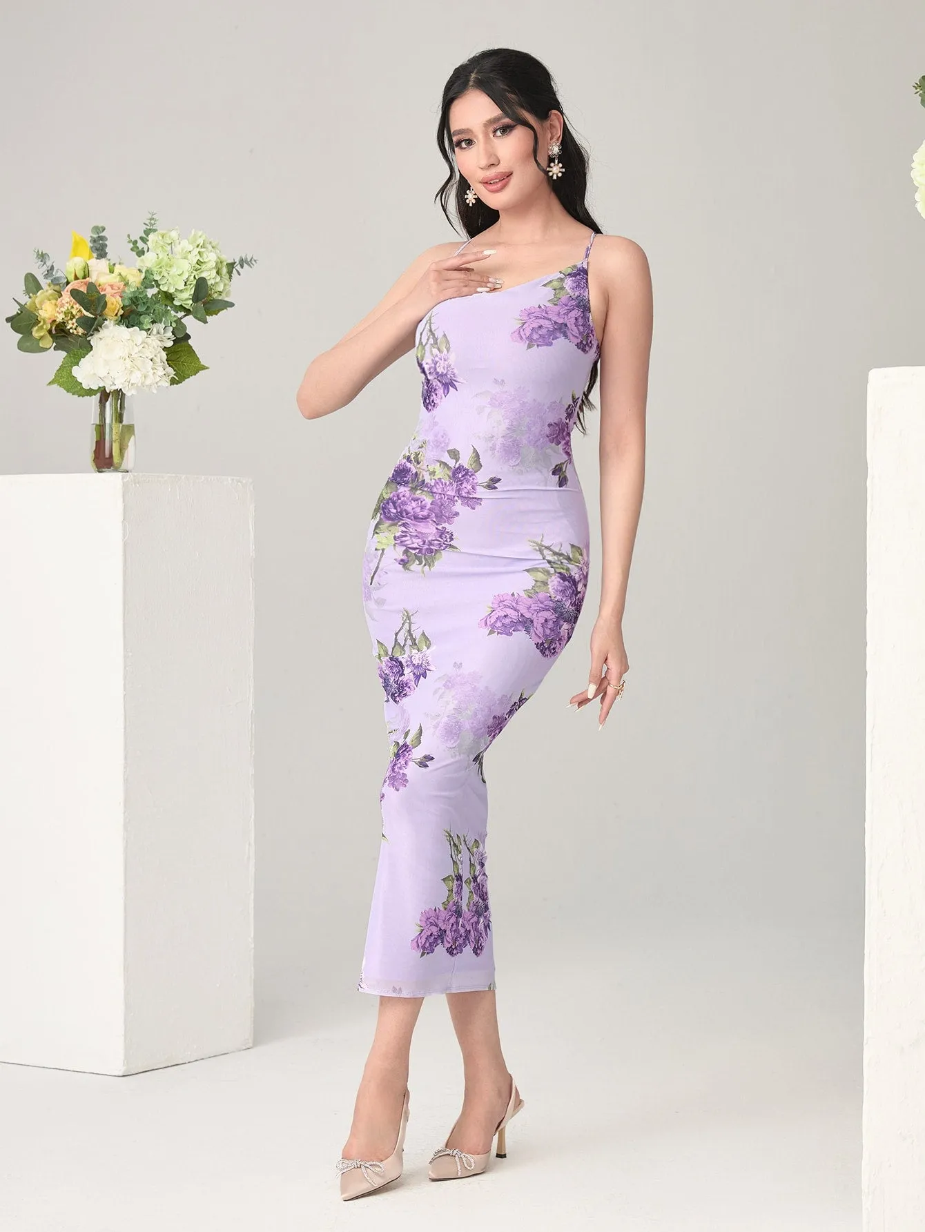 Modely Women's Elegant Floral Printed Two-Piece Set