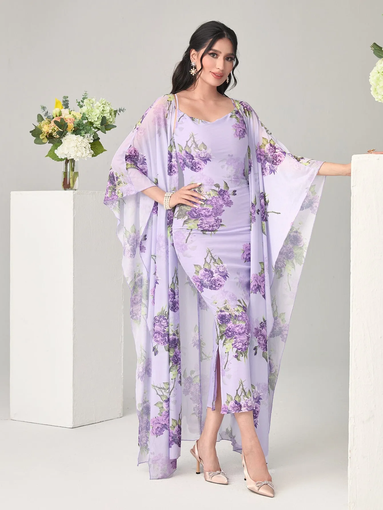 Modely Women's Elegant Floral Printed Two-Piece Set